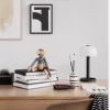 Rosendahl soft spot bordlampe, i offwhite Denne bordlampe tilføjer en helt ny betydning til frihed og fleksibilitet. Skab smuk stemningsfuldt lys i dit hjem