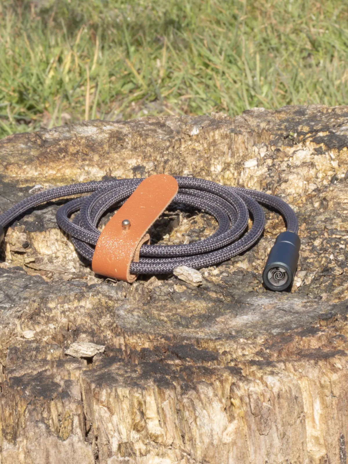 CapableX Emergency USB-C Kabel med Lommelygte og Lighter