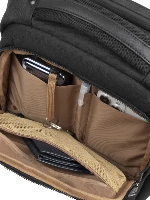 Rivacase Clark RIVACASE 8126 sort Clark-ECO MacBook Air 15 og bærbar 14" rygsæk (17L) / 6