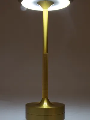 byGaard Genopladelig Lampe 28x13 cm – Guld