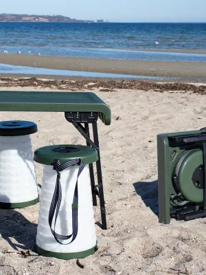 CapableX Sammenklappelig sæt med bord + 2 x skamler med LED lys