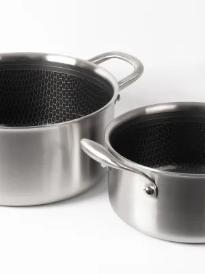 byGaard by Gaard Grydesæt: FP2632 Hybrid gryde mat stål, 20 cm, 3.1 liter, med glaslåg og FP2632 Hybrid gryde mat stål, 24 cm, 5.6 liter, med glaslåg