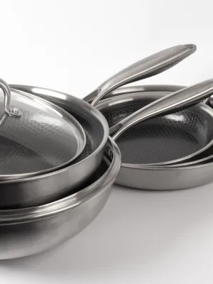 byGaard Hexa Pande 3-Pack - 20+24+28 cm + WP2625 Hybrid wok pande (gryde) mat stål, 30 cm x 9 cm, med glaslåg + sautepande