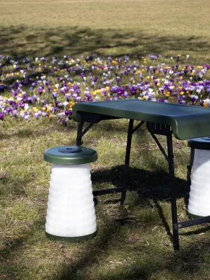 CapableX Sammenklappelig sæt med bord + 2 x skamler med LED lys