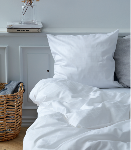 Södahl Clear sengesæt i tern, endnu et godt tilbud fra Södahl i flere farver og størrelser. Byder på en klassiske tern i 4 farver