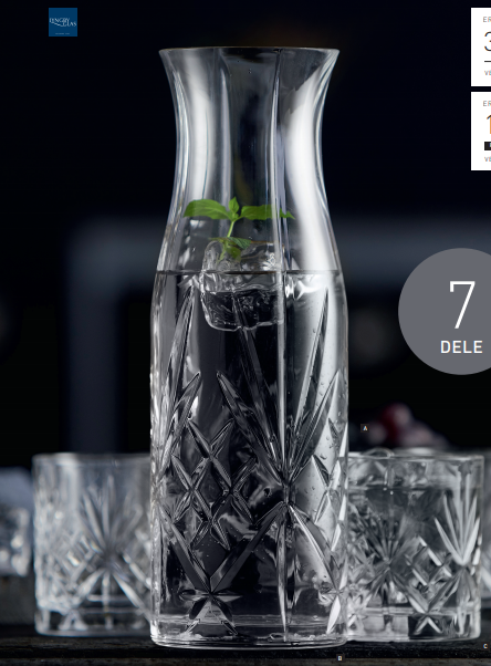 Lyngby glas Melodia Karaffelsæt, er et stærkt supplement til bord. Dels på grund af sit design men vi har det til en skarp pris. Alle del i det smukker Melodia design