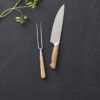 Morsø Foresta forskæresæt, Er en knivserie af meget høj kvalitet og med et smukt design. Knivene er af rustfrit stål og skaft af FSC-certificeret egetræ.