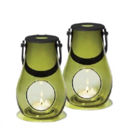 Holmegaard lanterner i olivengrøn, Designer Maria Berntsen har skabt de smukke Design With Light lanterner i glas som mundblæses af glaspustere