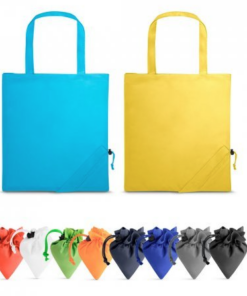 Foldbar taske Shops i 9 farver, 190T foldbar taske med 50 cm håndtag. Fås i et bredt udvalg af farver. Tasken leveres udfoldet. 370 x 400 mm